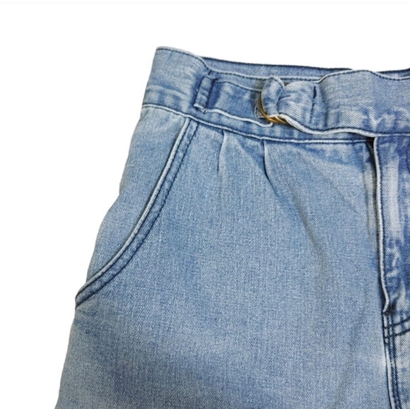 BDG Urban Outfitters Light Wash High  Waist Cuffed Denim Shorts Women's Size 2 - Picture 3 of 7